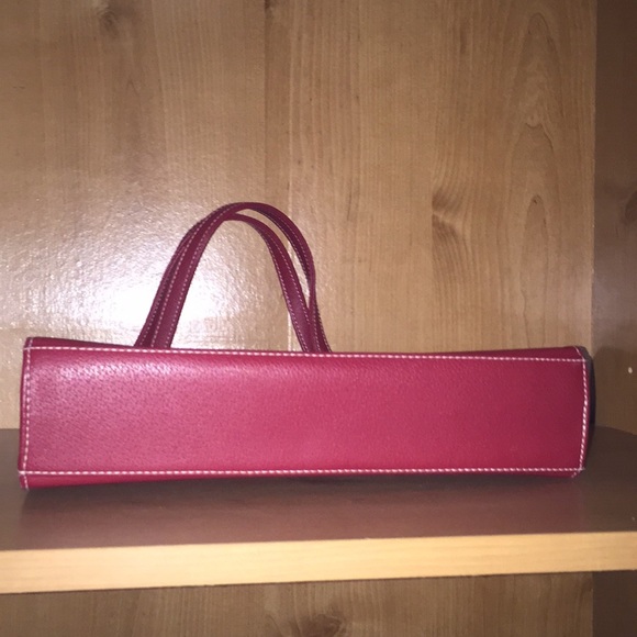 Red purse - Picture 4 of 7